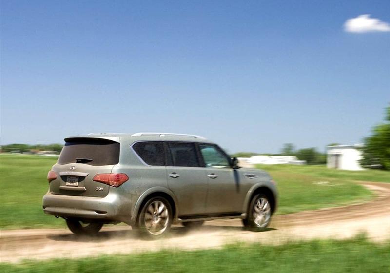 2011 QX56