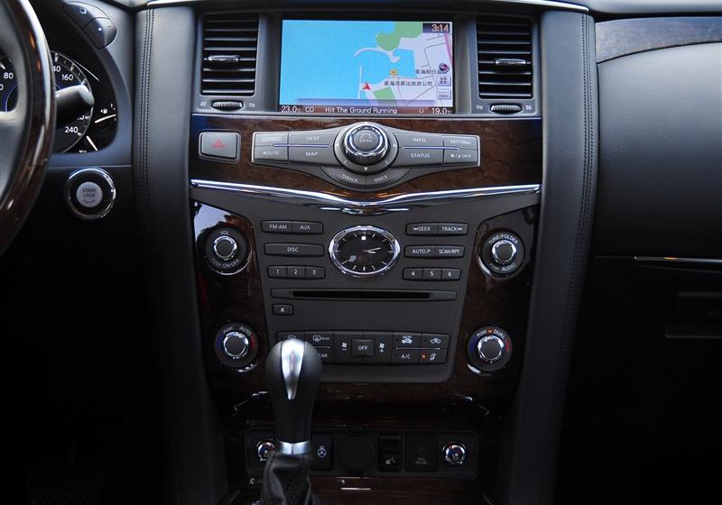 2011 QX56