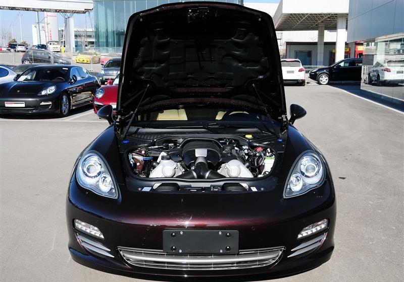 2013 Panamera Platinum Edition