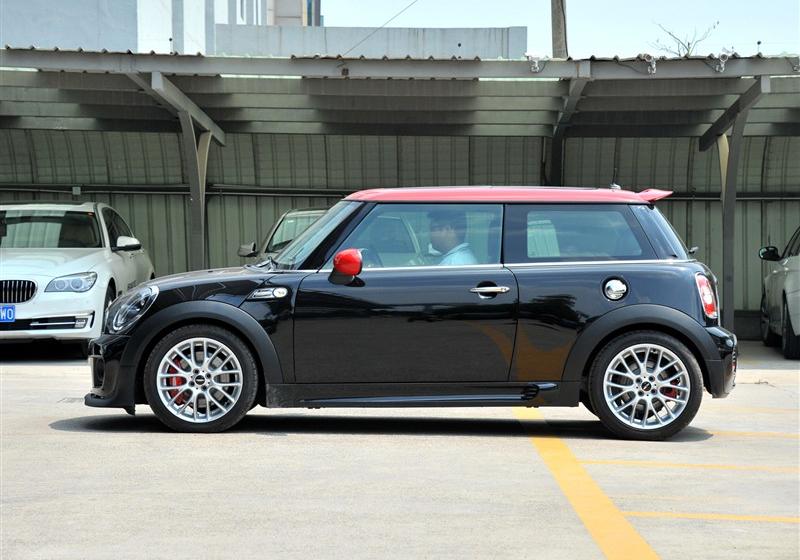 2013 1.6T JOHN COOPER WORKS