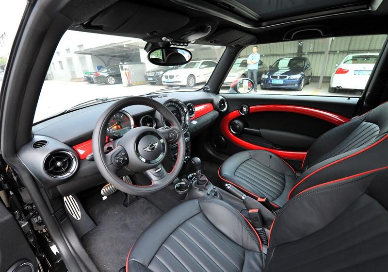 2013 1.6T JOHN COOPER WORKS